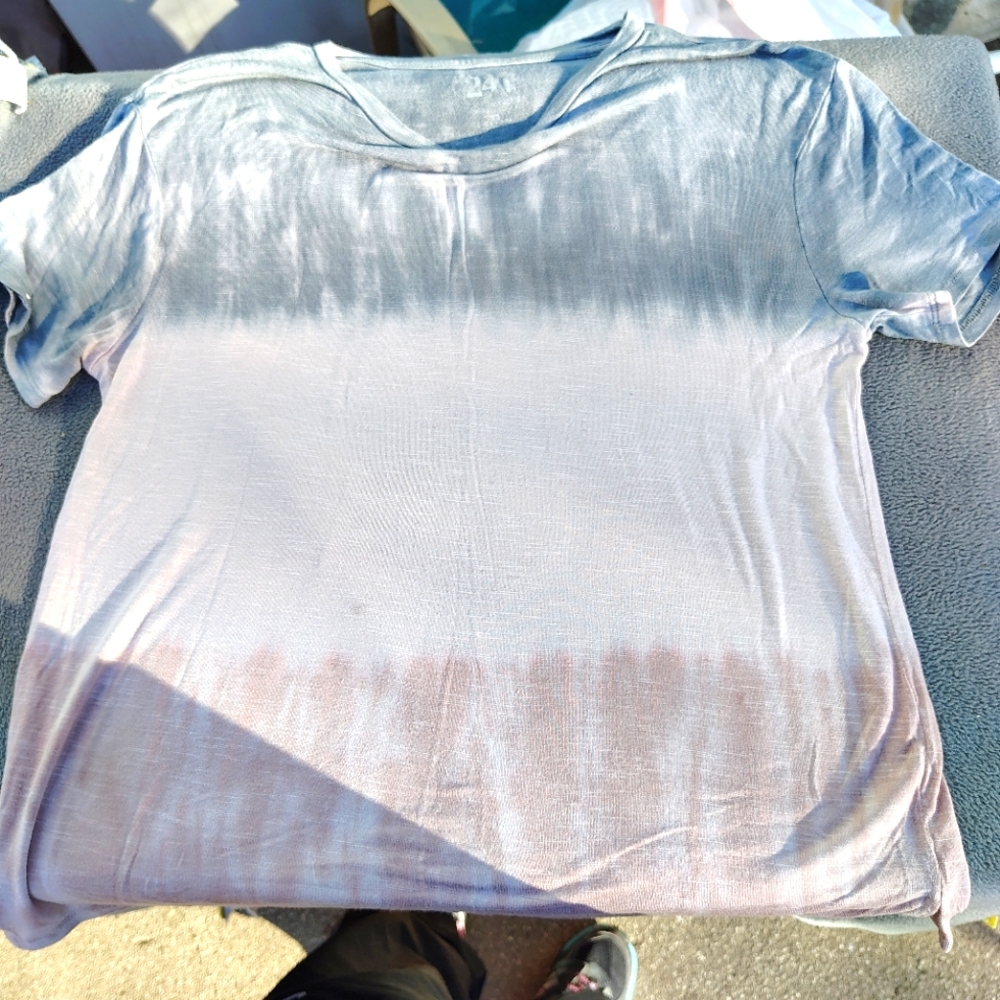 Short-sleeved very thin, Small, pink grey and white, t-shirt by maurices.